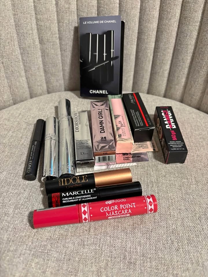 Big mascara lot! Chanel Dior Benefit Lancome & more