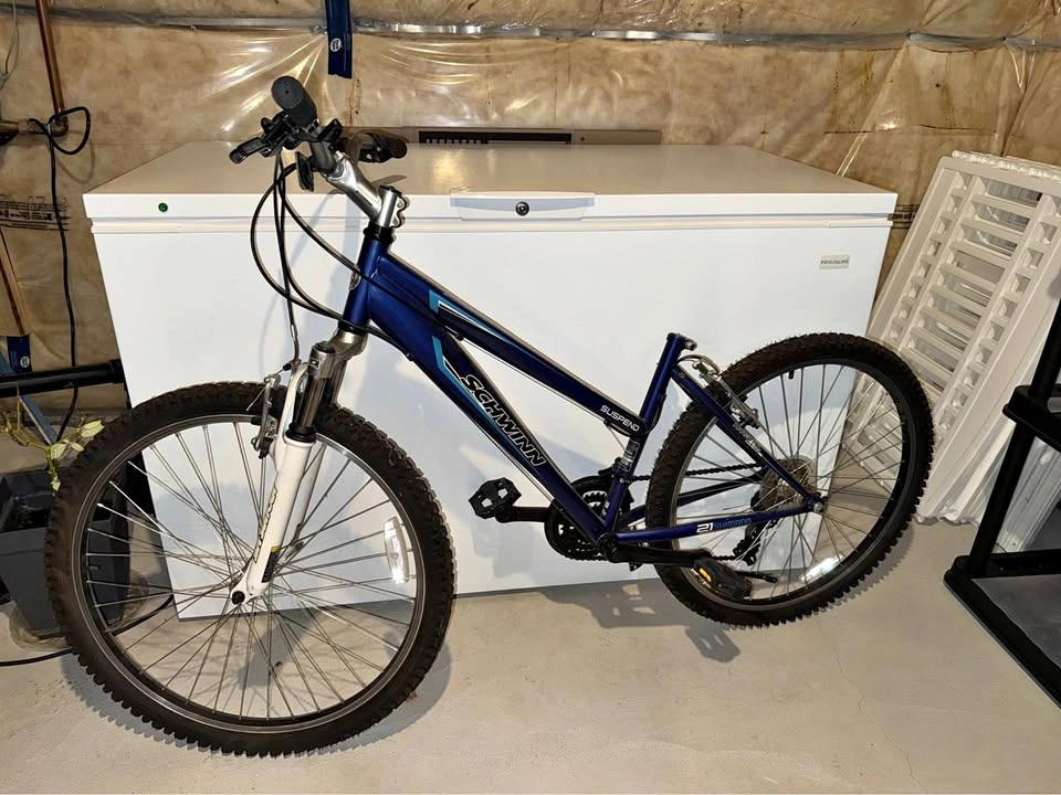 Schwinn Suspend Mountain Bike – Project/Parts – 21 Speed Shimano