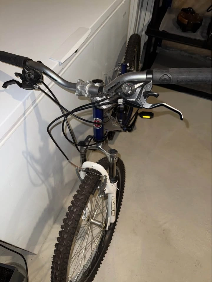 Schwinn Suspend Mountain Bike – Project/Parts – 21 Speed Shimano - photo 3