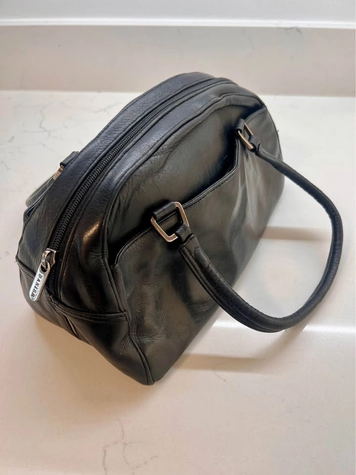 Danier Black Leather Doctor Bag - photo 3