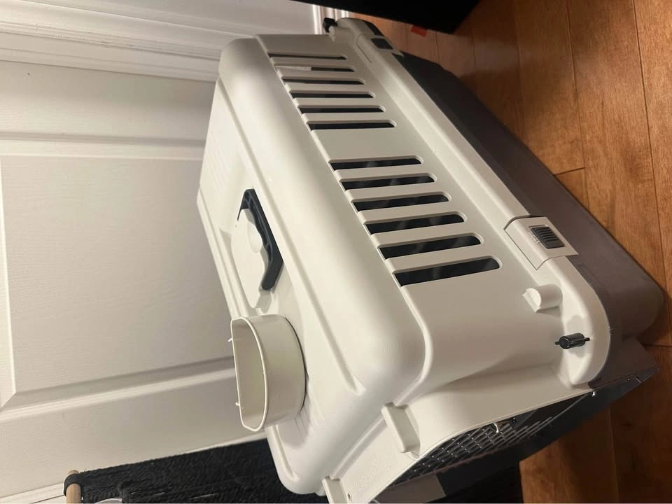 Medium Dog Crate - Used Once - photo 3