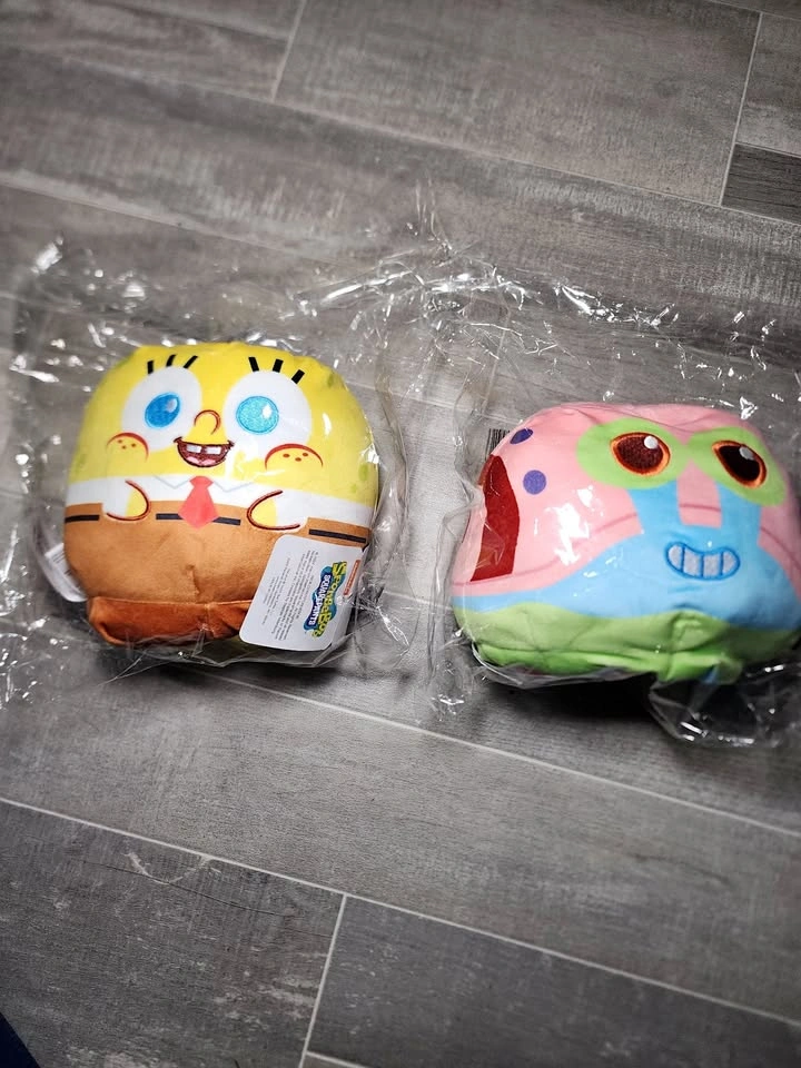 Brand new Christmas gift - Spongebob and Gary