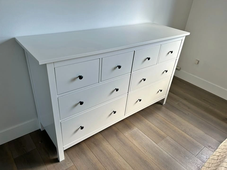 Master Dresser