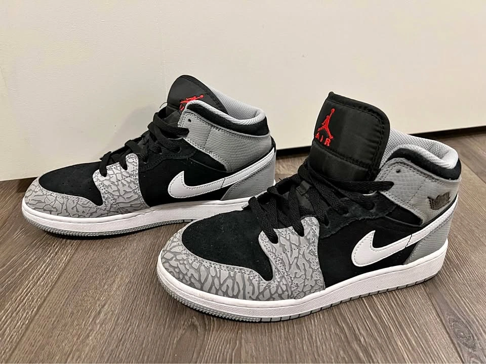 Jordan 1 High Elephant