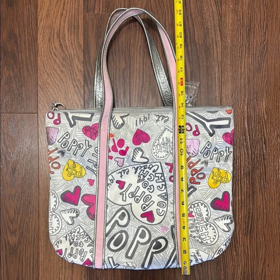 Coach Poppy Graffiti Glam Hearts Tote Glam Satchel 14635 - photo 4