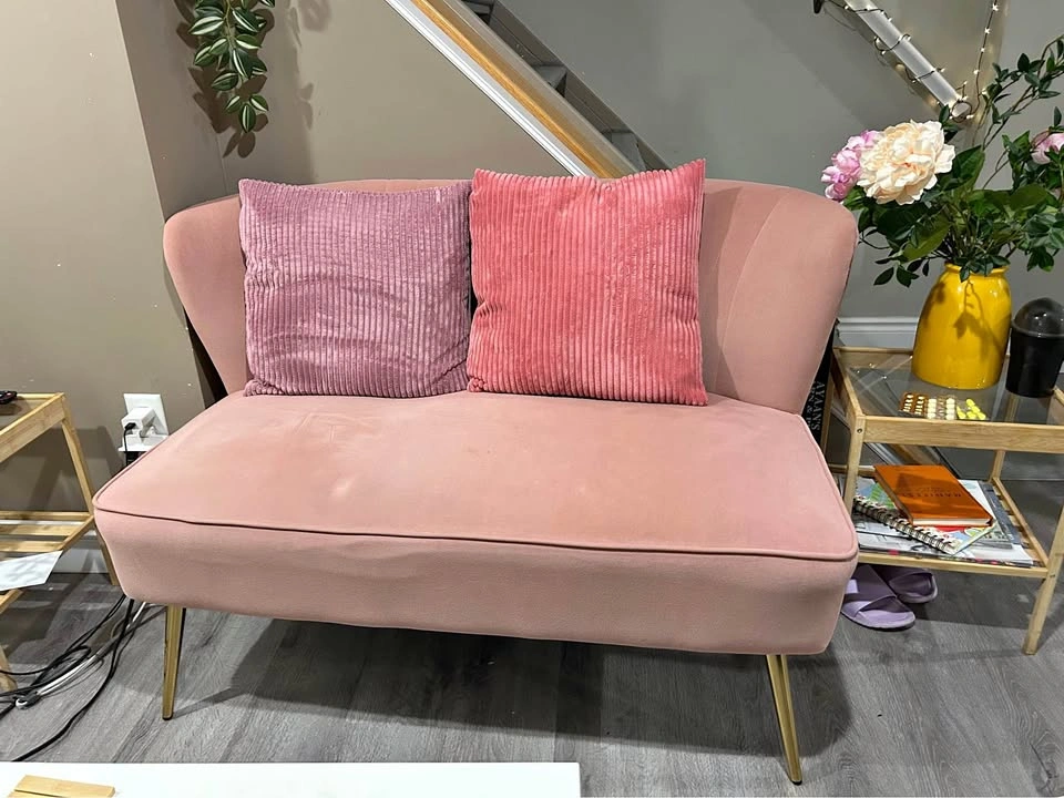 Velvet loveseat sofa - Pink