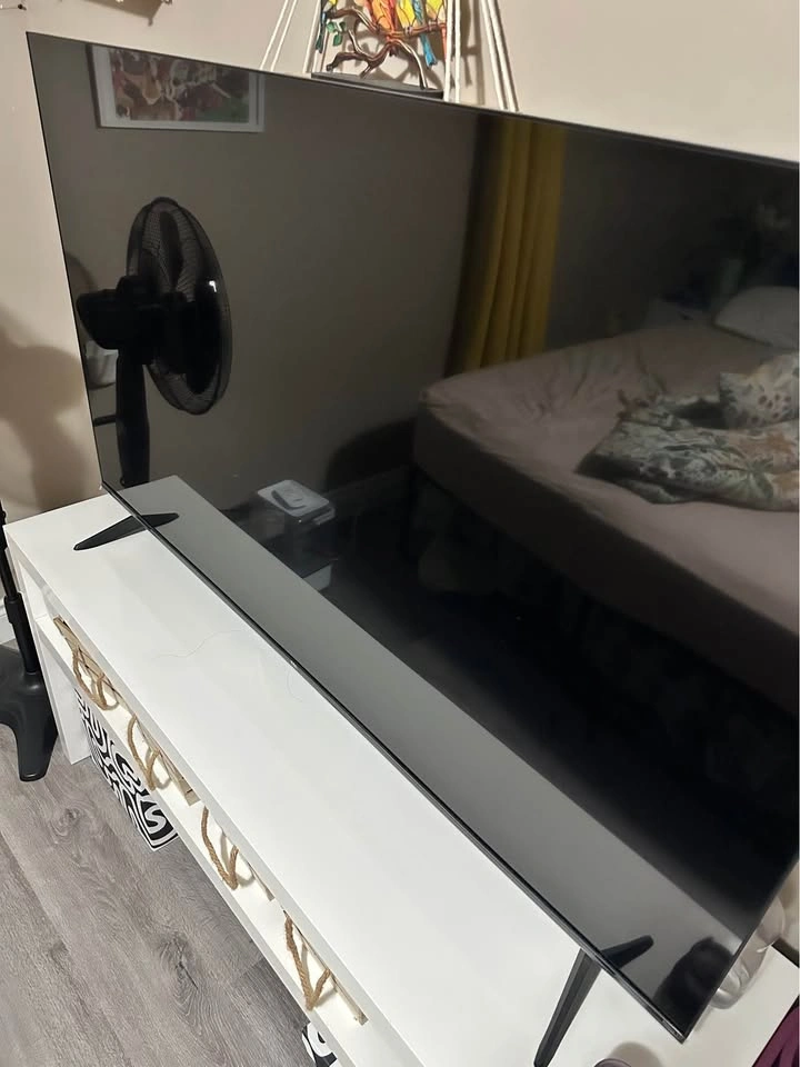 TCL ROKU TV 58 inch - photo 2