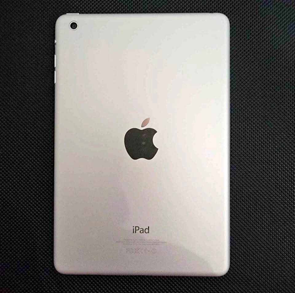 Apple iPad Mini (1st Gen)