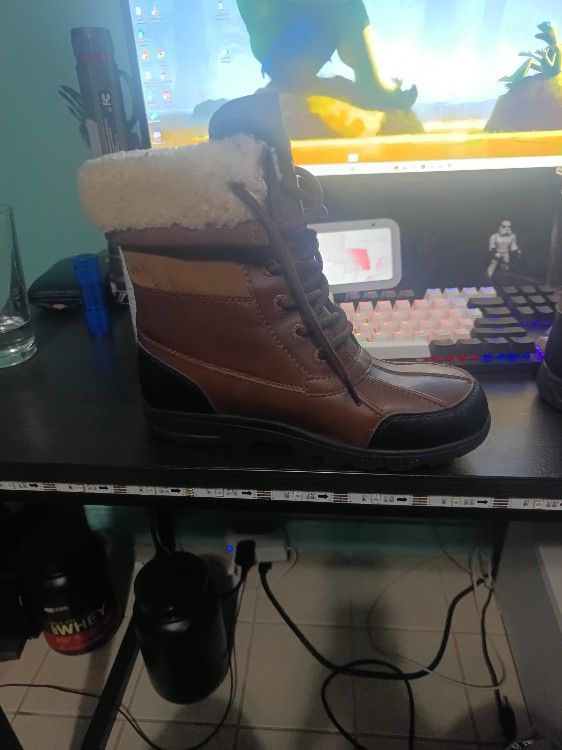 UGG Kids Size 5