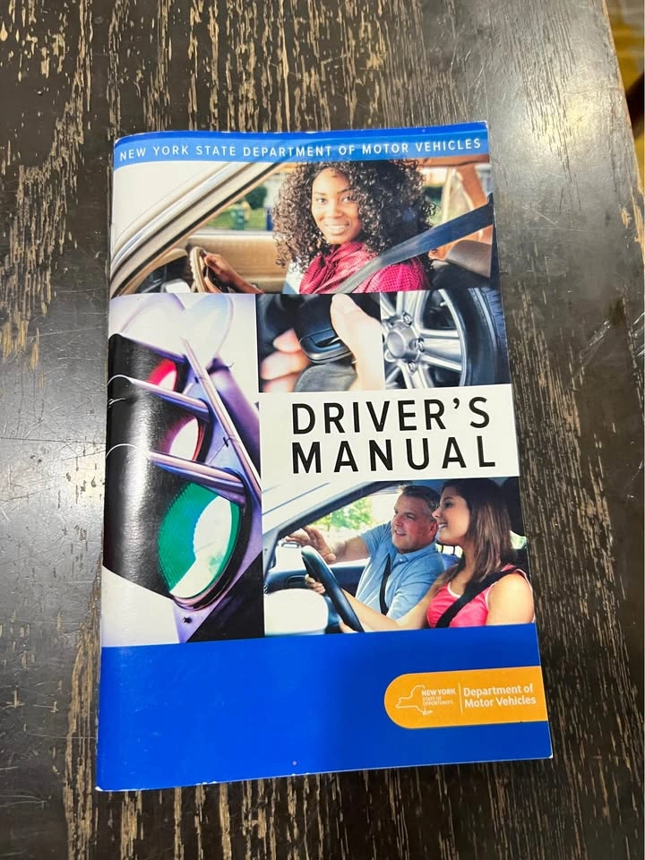 Driver's Manual (NEW YORK STATE DEPARTMENT OF MOTOR VEHICLES) - photo 2