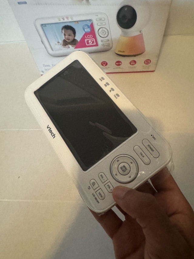 VTech VM5254 Baby Monitor – 5″ HD Video Two-Way Talk - photo 3