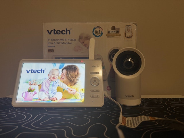 VTech RM7766HD Baby Monitor – 7″ WiFi 1080p Pan & Tilt