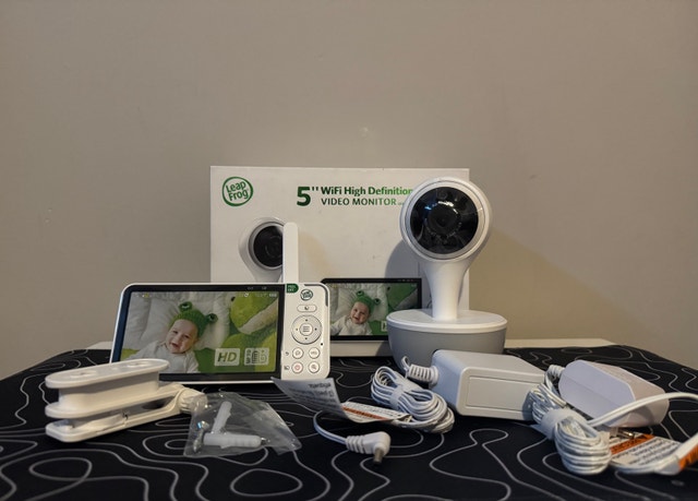 LeapFrog LF815HD WiFi Baby Monitor – 5″ HD Color Night Vision