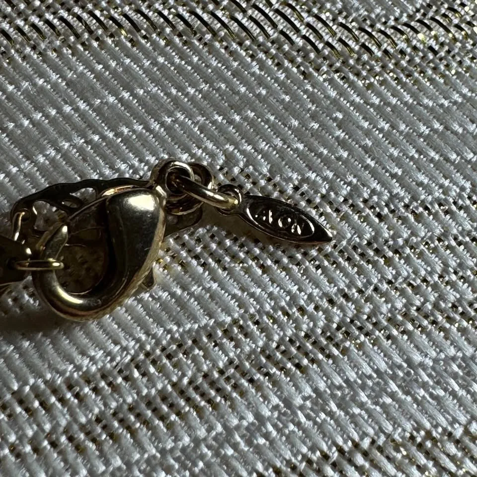 Avon Station Necklace (Signed Vintage, Beaded, Gold Tone, Red) image indicator(7)