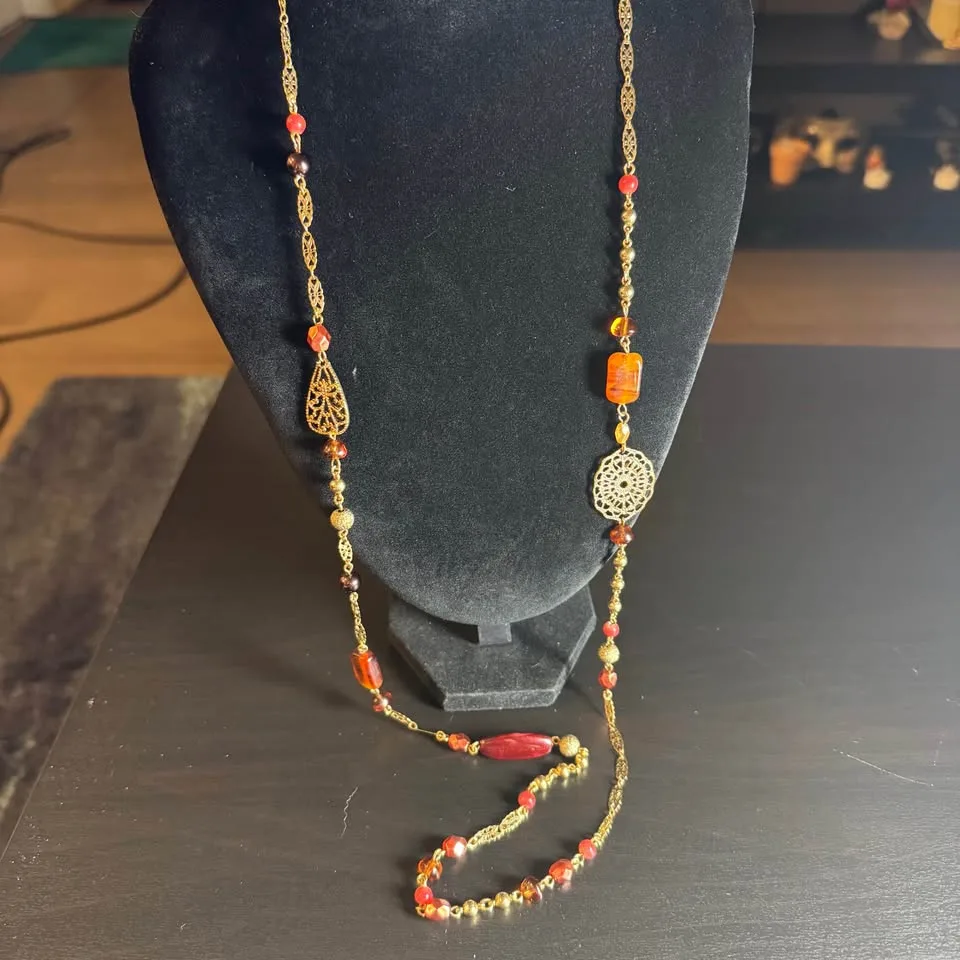 Avon Station Necklace (Signed Vintage, Beaded, Gold Tone, Red) image indicator(9)