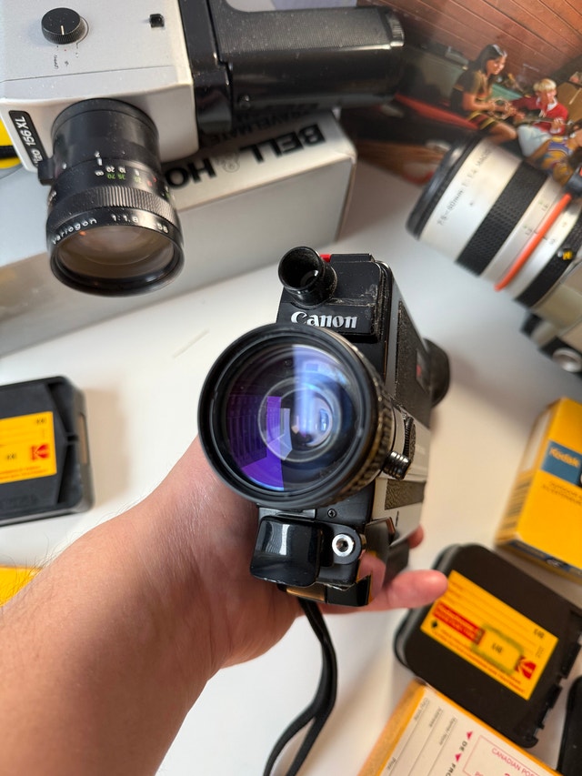 Canon 310XL Super 8 Camera (Film Tested) - photo 2