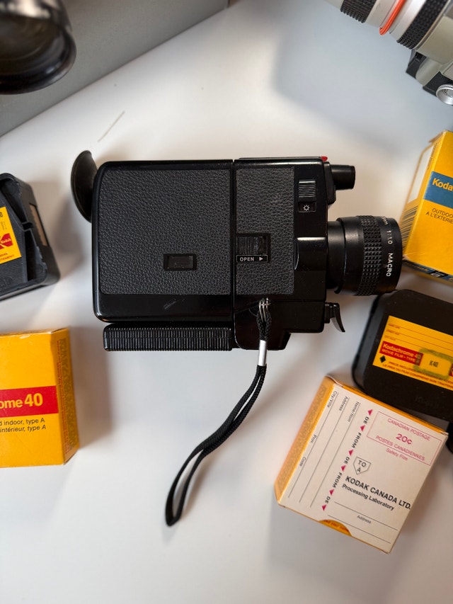 Canon 310XL Super 8 Camera (Film Tested) - photo 4