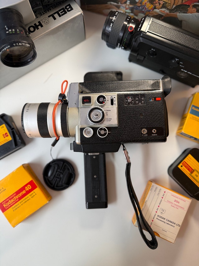Canon 814 Auto Zoom Electronic Super 8 Camera (Film Tested)
