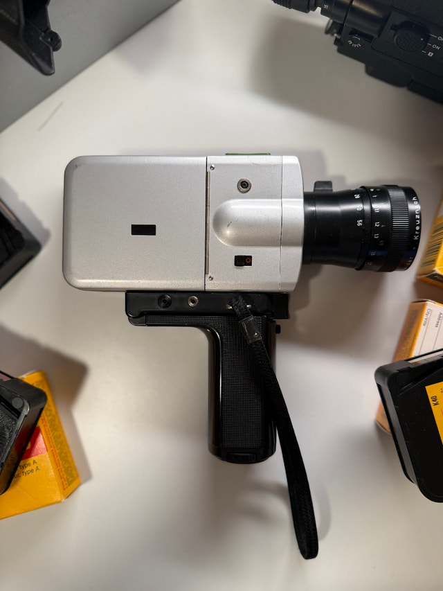Nizo 156 XL Super 8 Camera (Film Tested) - photo 2