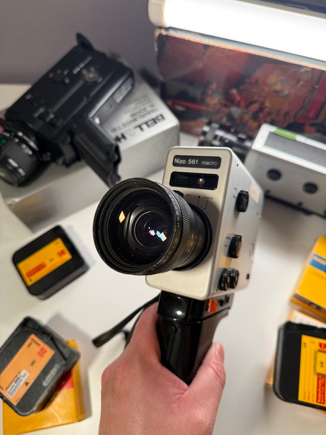 Nizo 561 Macro Super 8 Camera + AA Battery Light Meter Upgrade - photo 3