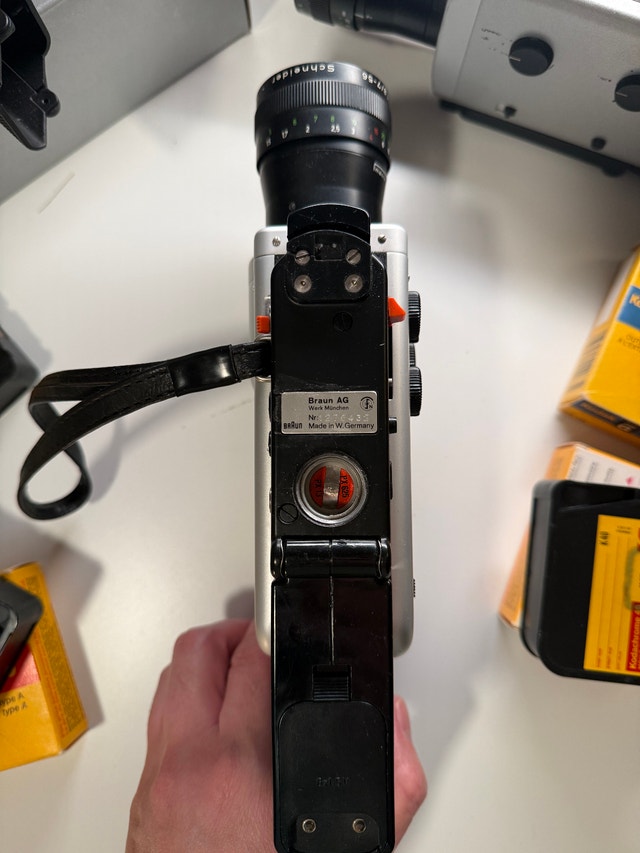 Nizo 561 Macro Super 8 Camera + AA Battery Light Meter Upgrade - photo 4