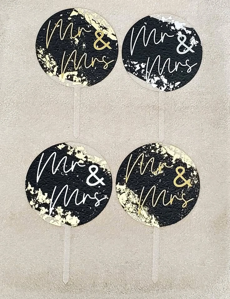 Mr & Mrs Cake Toppers