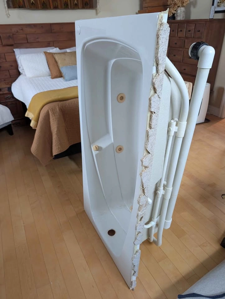 Used Whirlpool Jacuzzi Tub - photo 2