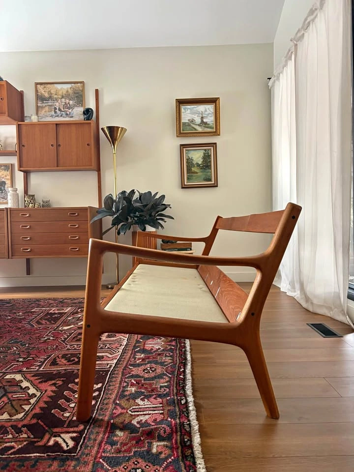 Ole Wanscher Senator 3-Seater Sofa - Denmark