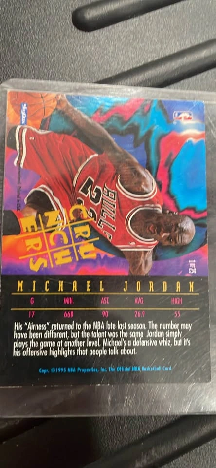 Michael Jordan “Crunchers” NBA Hoops Card - photo 3