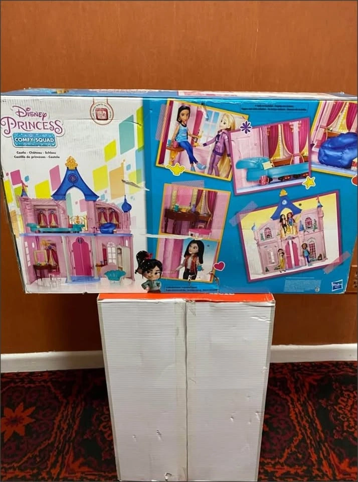 Disney Princess Comfy Squad Castle - photo 3