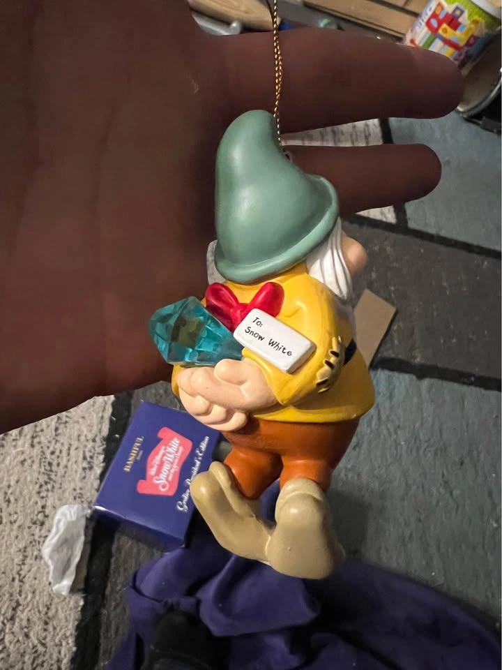 DCO Disney Vintage Christmas Ornament - Bashful Dwarf - photo 4