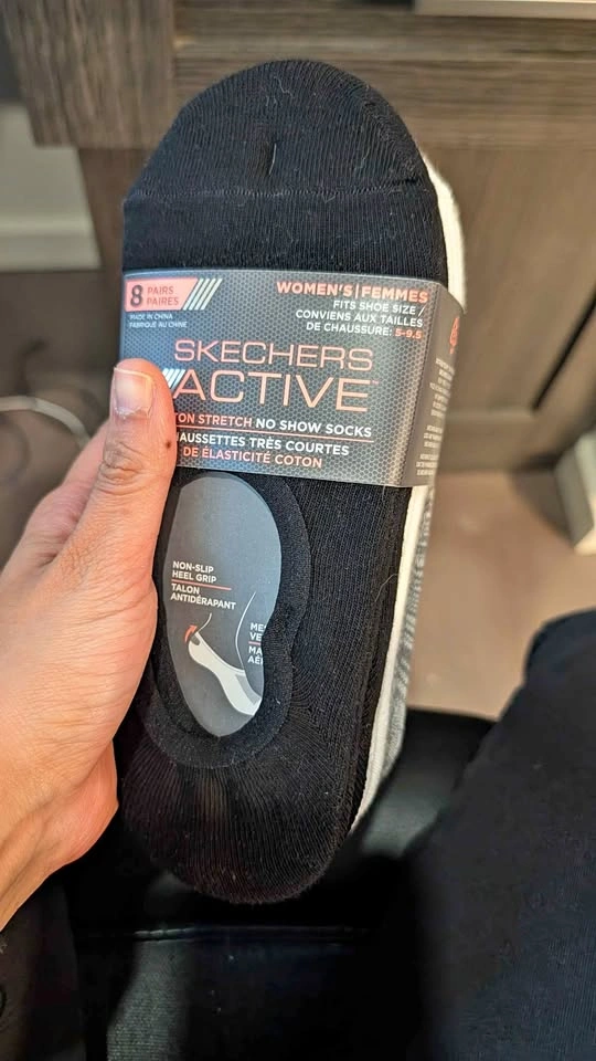 Skechers No Show Socks - brand new 8 pack