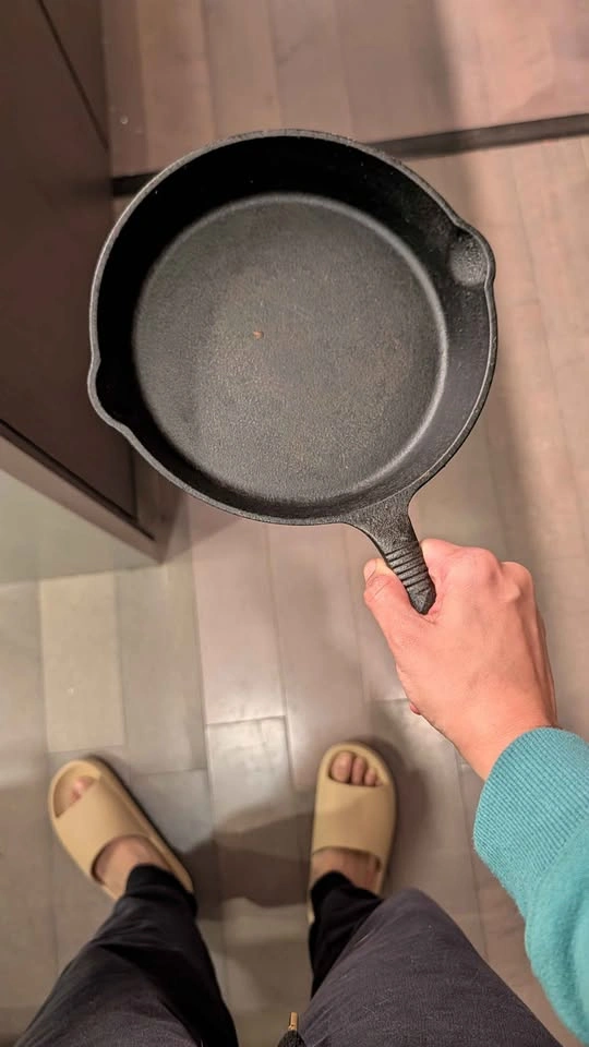 Cast Iron Pans + Skillet