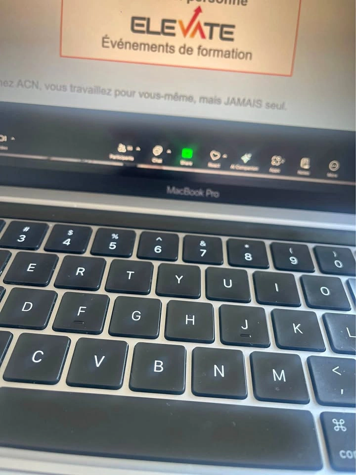 MacBook Pro 13-inch 2020 i7 32GB RAM