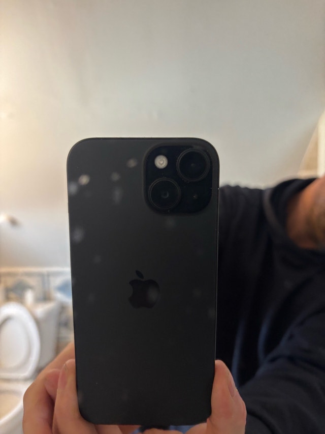 iPhone 15 Plus - 128GB - Unlocked - photo 3