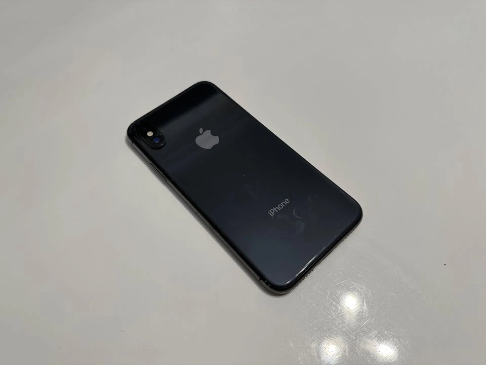 iPhone X - 256 GB - photo 2