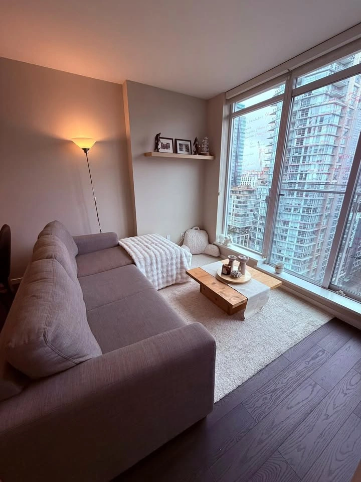 Modern L-Shape Sectional Sofa - photo 2