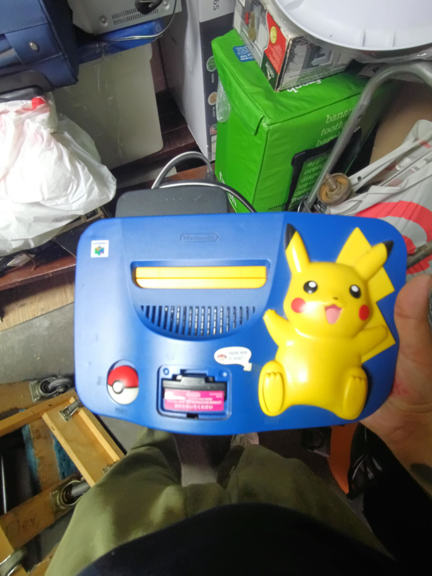 Nintendo 64 Pikachu Edition with Game - photo 2