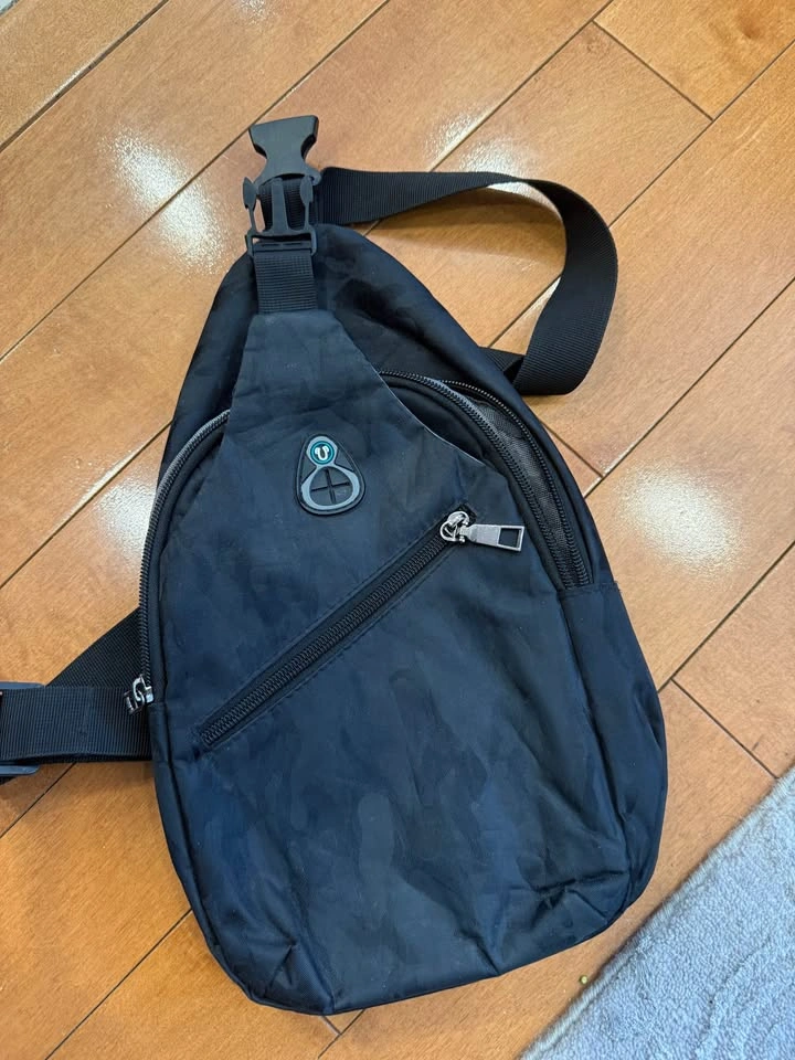 Black Camo Sling Bag - photo 2