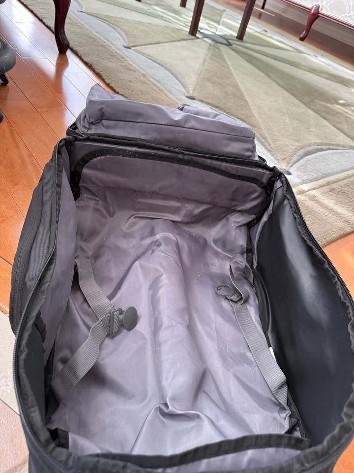 Targus Black and Grey Backpack - photo 3