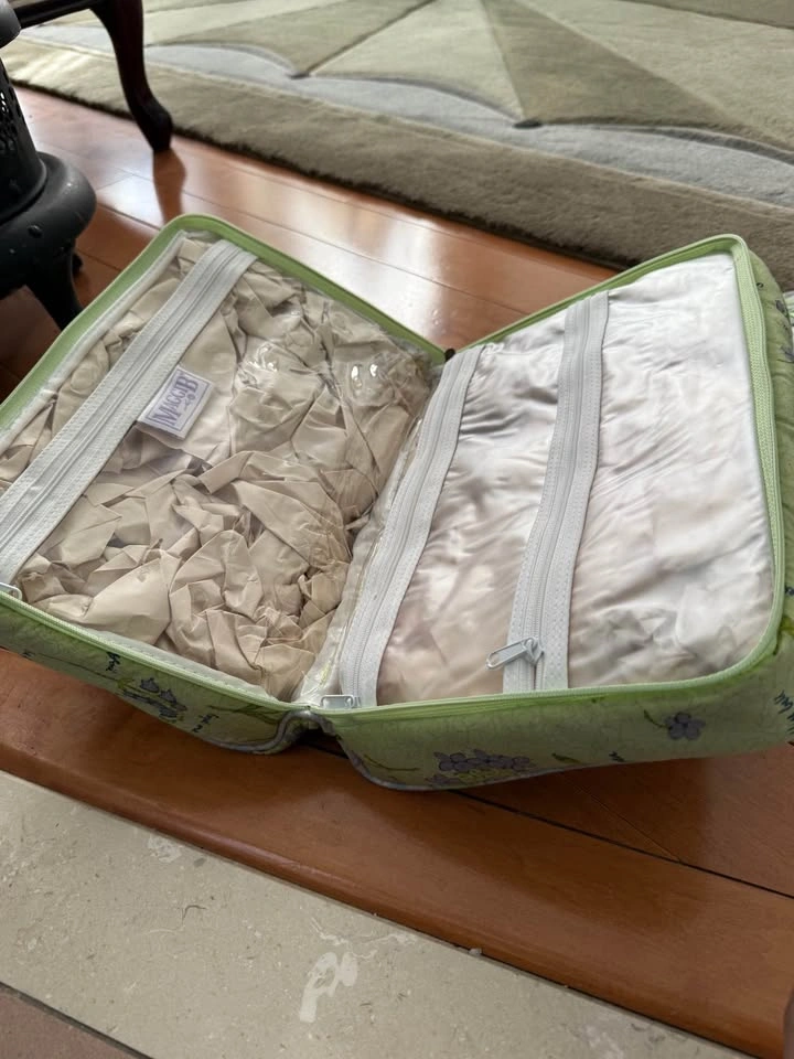 Maggie B Floral Travel Bag & Roll-Up Organizer Set - photo 3