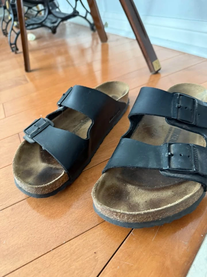 Black Birkenstock Arizona Sandals Size 41 - photo 2