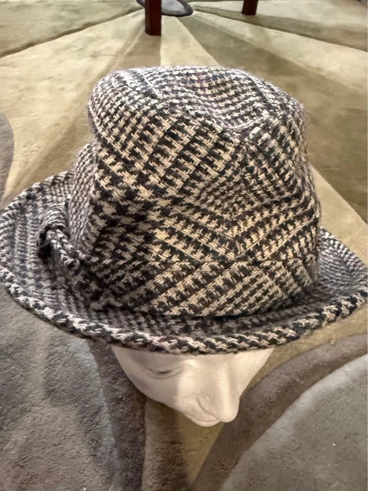 Gray Wool Fedora Hat: Short Brim Trilby, Unisex Winter Hat - photo 2
