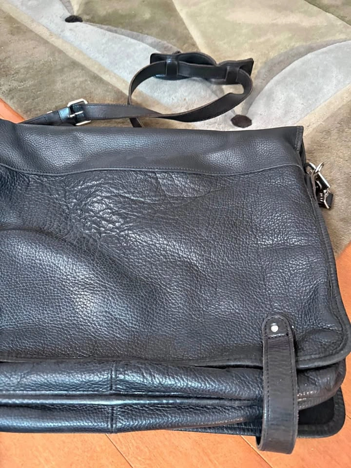 Roots Leather Messenger Bag