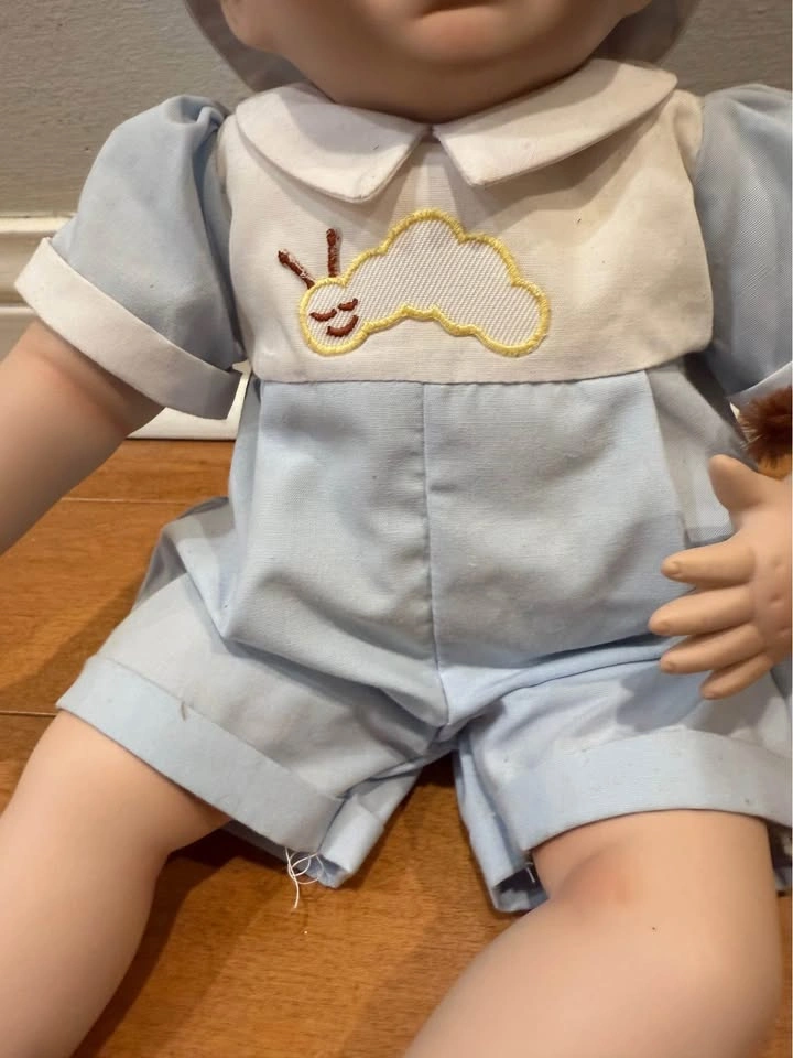 Vintage 1992 Ashton Drake Galleries Doll by Kathy Barry-Hippenst - photo 4