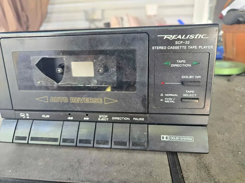 Realistic SCP-32 stereo cassette tape player thumbnail