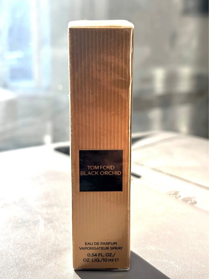 Tom Ford Black Orchid 10ml Eau de Parfum Travel Spray