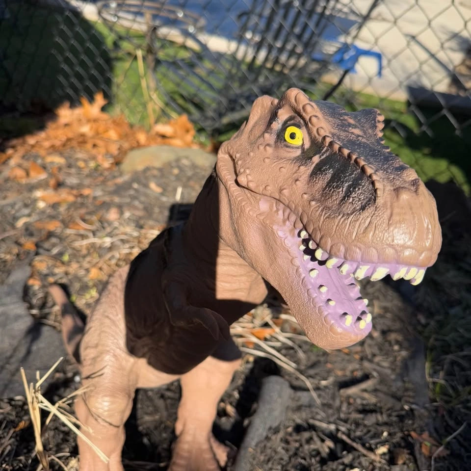 Toys R Us T-Rex Soft Rubber Dinosaur 17" Tall - photo 2