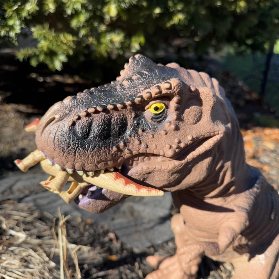 Toys R Us T-Rex Soft Rubber Dinosaur 17" Tall - photo 3