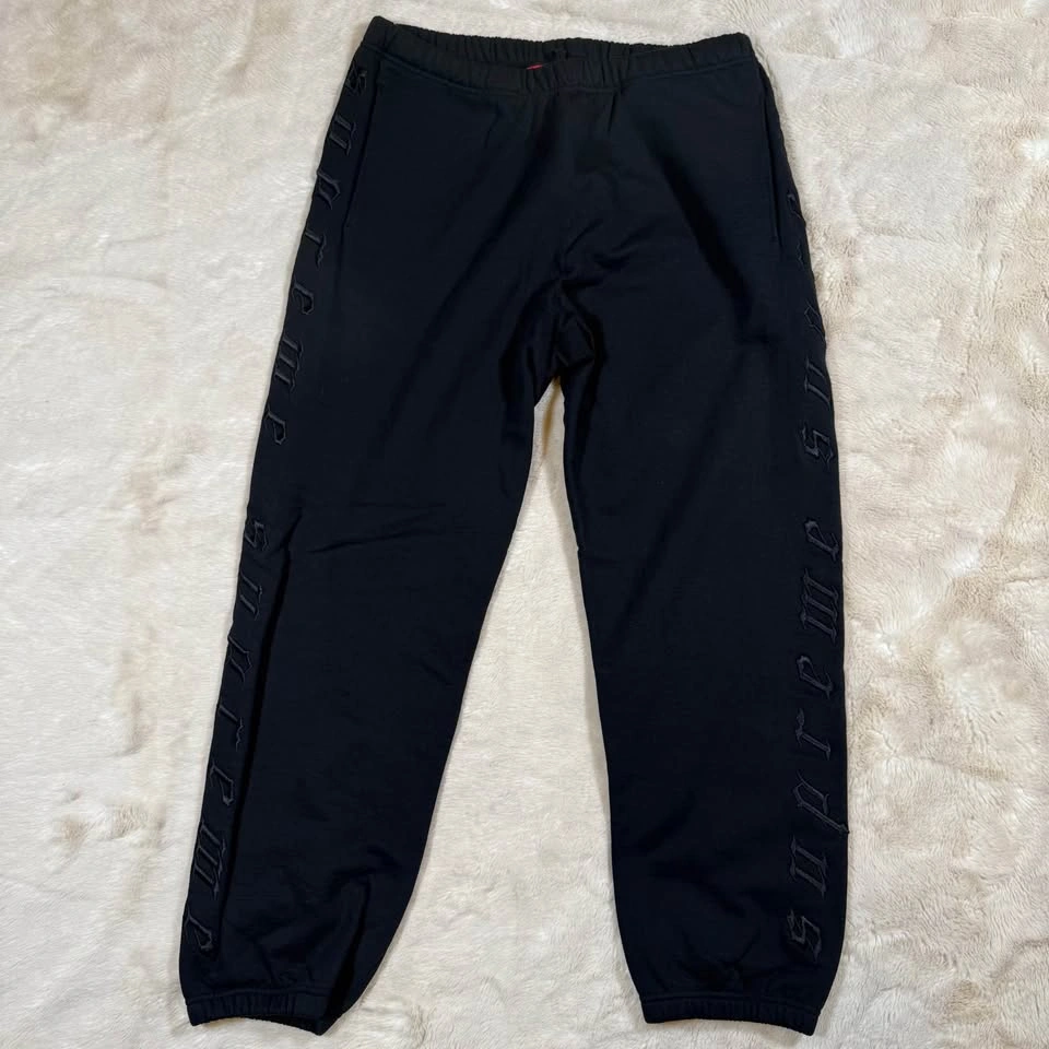 Supreme Raised Embroidery Sweatpant Black (FW21) Mens Large - photo 2